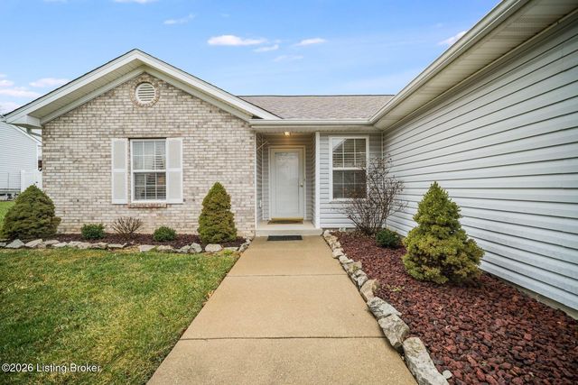 181 Shawnee Cir, Mt Washington, KY 40047