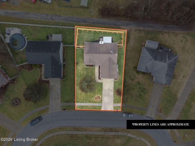 181 Shawnee Cir, Mt Washington, KY 40047