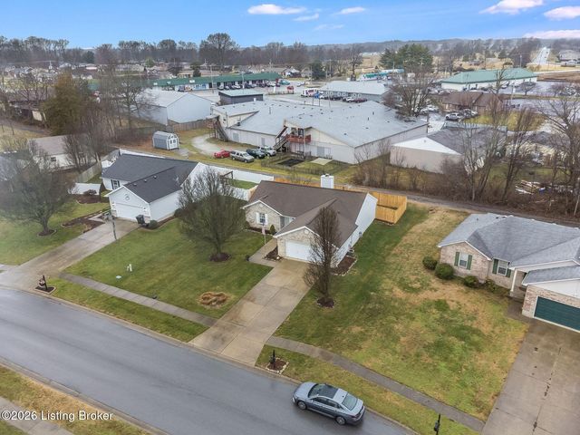 181 Shawnee Cir, Mt Washington, KY 40047