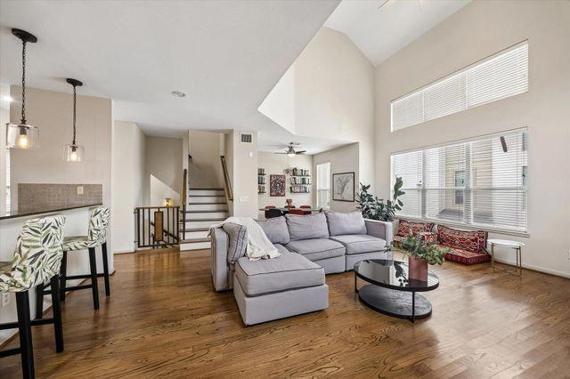 5218 Petty Street F, Houston, TX 77007