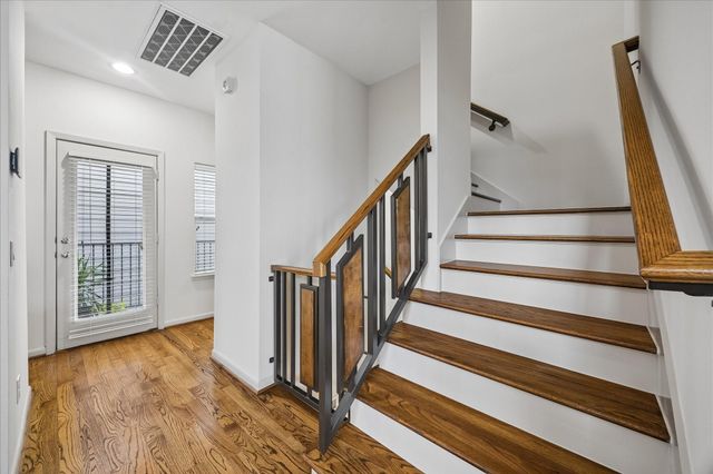 5218 Petty Street F, Houston, TX 77007