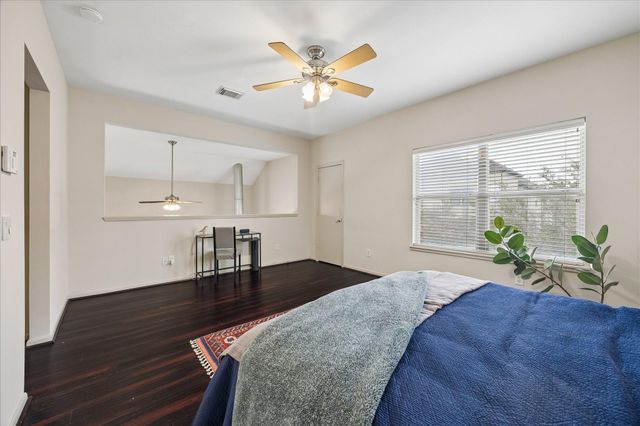5218 Petty Street F, Houston, TX 77007
