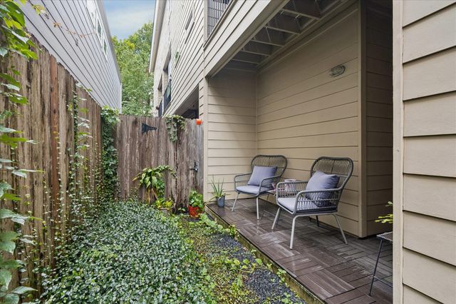 5218 Petty Street F, Houston, TX 77007