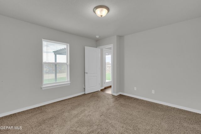 1069 WHITEBRUSH Road, Horizon City, TX 79928