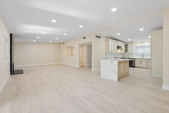 1177 N Sunrise Way, Palm Springs, CA 92262