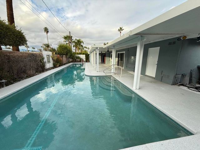 1177 N Sunrise Way, Palm Springs, CA 92262