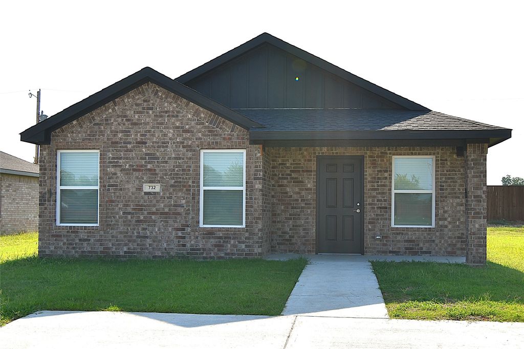 732 Elm Street, Seminole, OK 74868