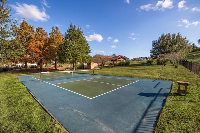 4737 Pine Ridge Court, Athens, TX 75752