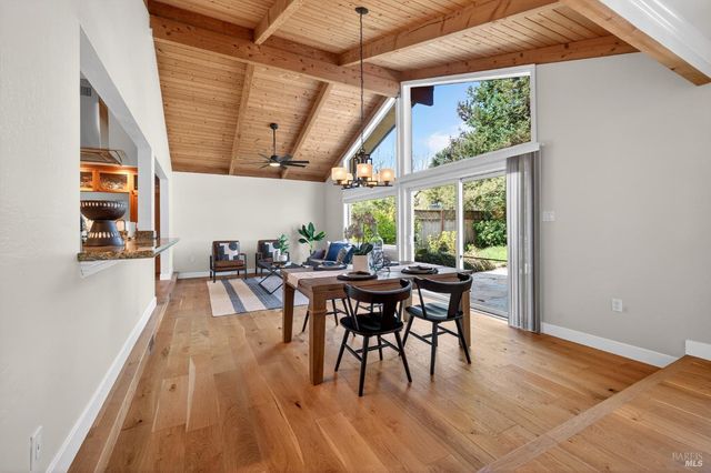 3329 Bonita Vista Ln, Santa Rosa, CA 95404