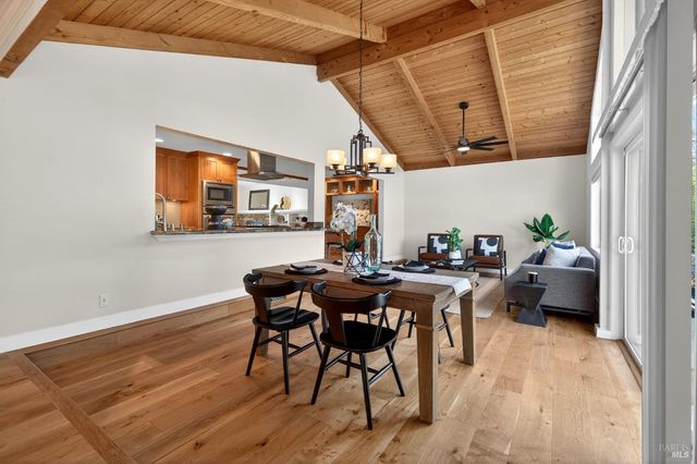 3329 Bonita Vista Ln, Santa Rosa, CA 95404