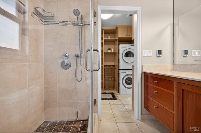 3329 Bonita Vista Ln, Santa Rosa, CA 95404