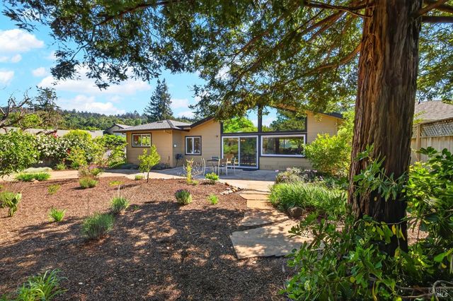 3329 Bonita Vista Ln, Santa Rosa, CA 95404