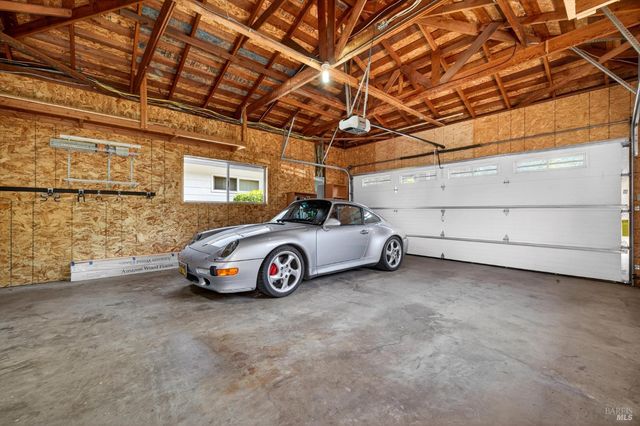 3329 Bonita Vista Ln, Santa Rosa, CA 95404