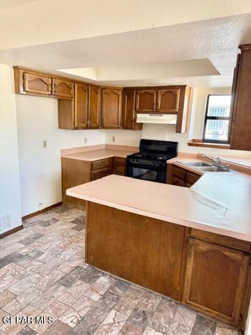 3608 ALHAMBRA Lane, El Paso, TX 79936