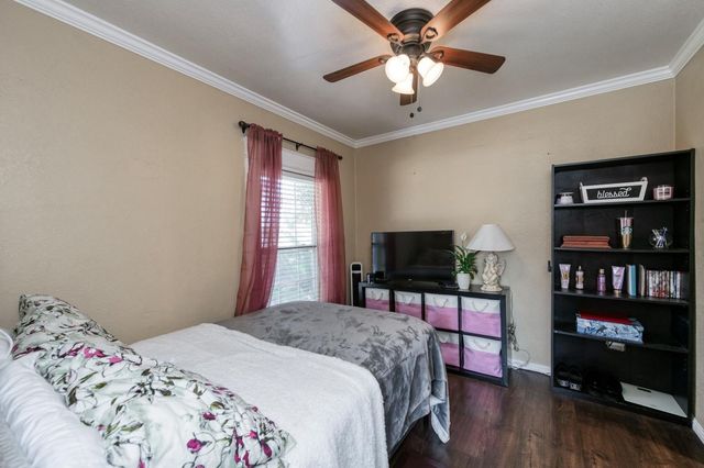 384 W Fir Avenue, Pinedale, CA 93650