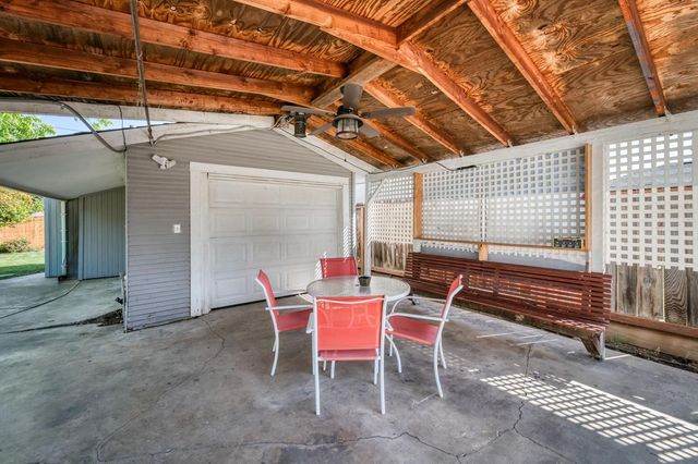 384 W Fir Avenue, Pinedale, CA 93650