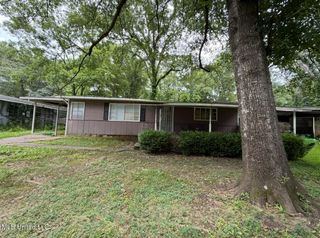 2716 Shannon Street, Jackson, MS 39212