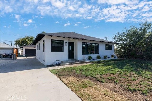 557 E Trenton, San Bernardino, CA 92404