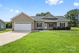 129 Sara Lane, Statesville, NC 28625