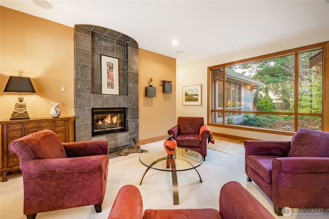 8815 Goshawk Road, Blaine, WA 98230