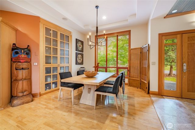 8815 Goshawk Road, Blaine, WA 98230