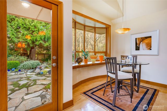 8815 Goshawk Road, Blaine, WA 98230