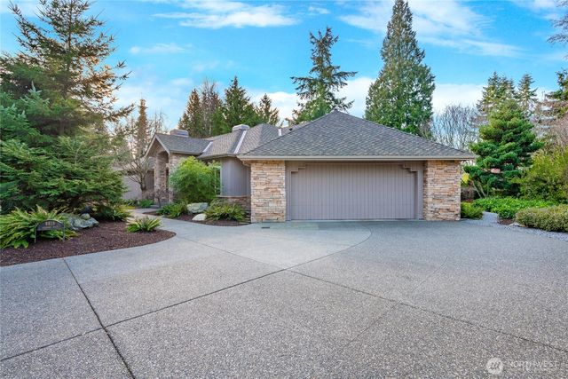 8815 Goshawk Road, Blaine, WA 98230