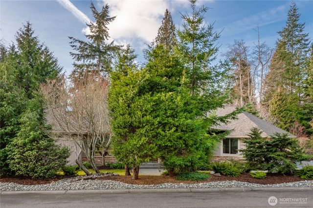 8815 Goshawk Road, Blaine, WA 98230