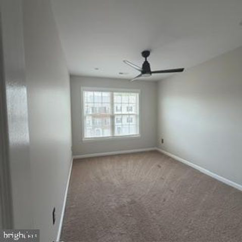 100 SAND DOLLAR CV, Stafford, VA 22554