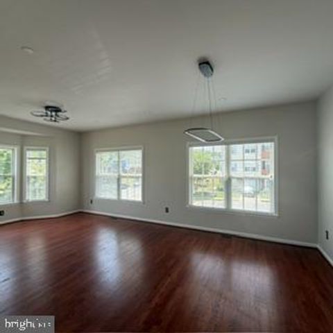 100 SAND DOLLAR CV, Stafford, VA 22554