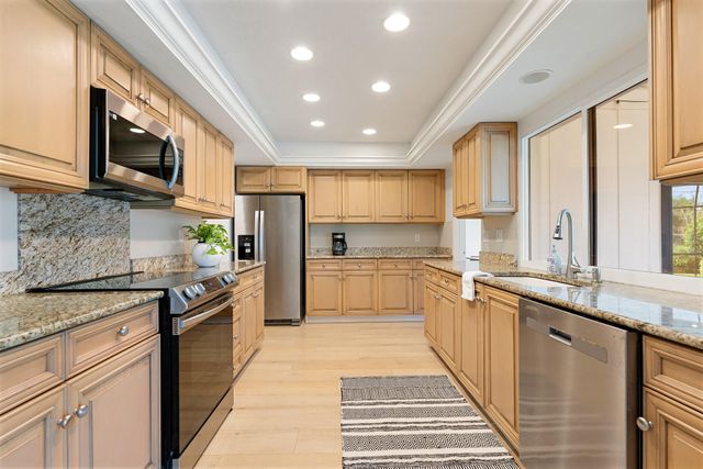 5 Cache Cay Drive, Vero Beach, FL 32963