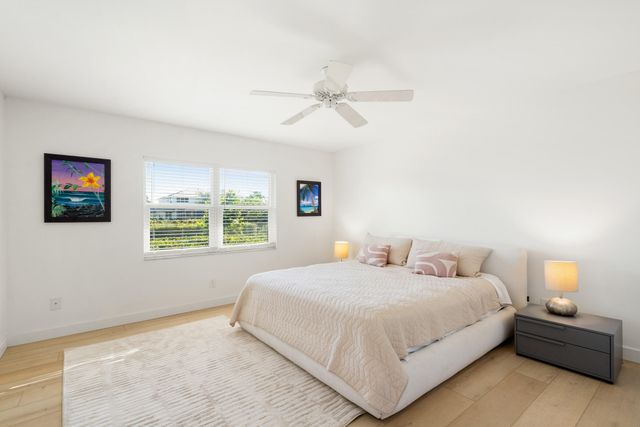 5 Cache Cay Drive, Vero Beach, FL 32963