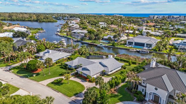 5 Cache Cay Drive, Vero Beach, FL 32963
