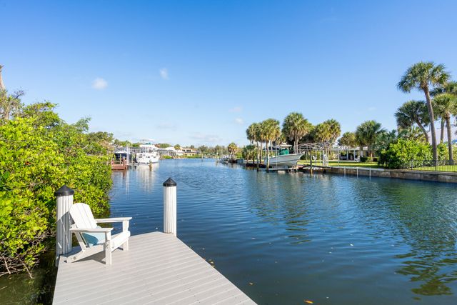 5 Cache Cay Drive, Vero Beach, FL 32963