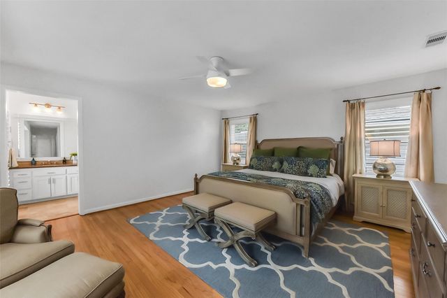 7706 Meadowbriar Lane, Houston, TX 77063