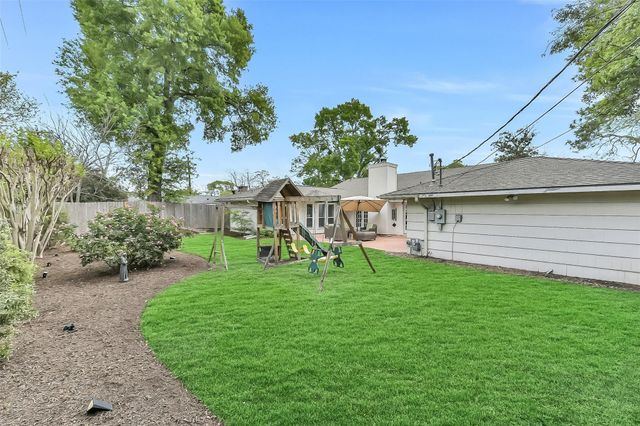 7706 Meadowbriar Lane, Houston, TX 77063