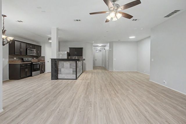 1400 Horseshoe Bend Court, Fort Worth, TX 76131