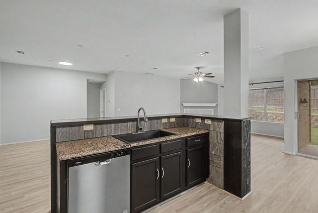 1400 Horseshoe Bend Court, Fort Worth, TX 76131
