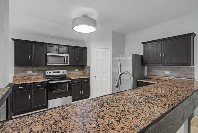 1400 Horseshoe Bend Court, Fort Worth, TX 76131