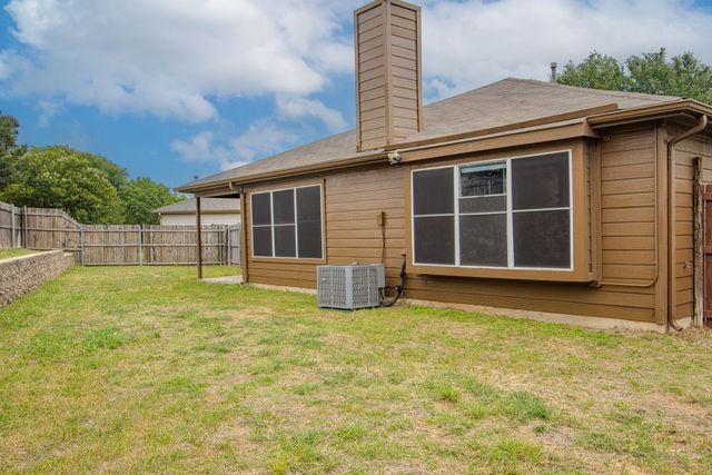 1400 Horseshoe Bend Court, Fort Worth, TX 76131