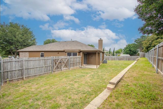 1400 Horseshoe Bend Court, Fort Worth, TX 76131