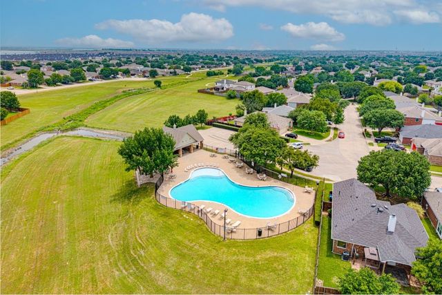 1400 Horseshoe Bend Court, Fort Worth, TX 76131