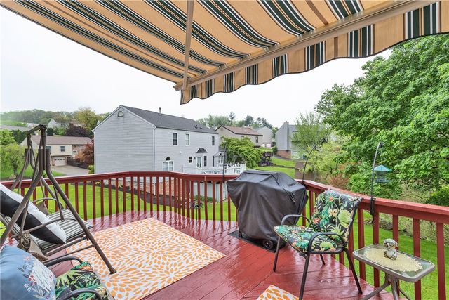156 Dinwiddie Dr, Plum Boro, PA 15068