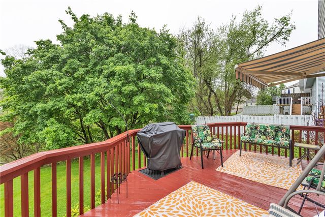156 Dinwiddie Dr, Plum Boro, PA 15068
