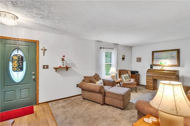 156 Dinwiddie Dr, Plum Boro, PA 15068