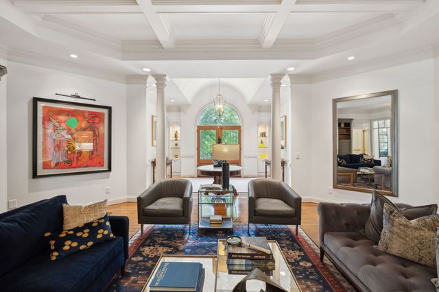 915 Calloway Dr, Brentwood, TN 37027