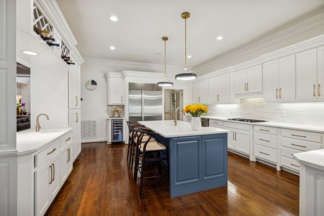 915 Calloway Dr, Brentwood, TN 37027