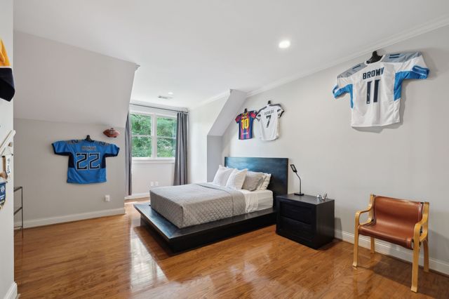 915 Calloway Dr, Brentwood, TN 37027