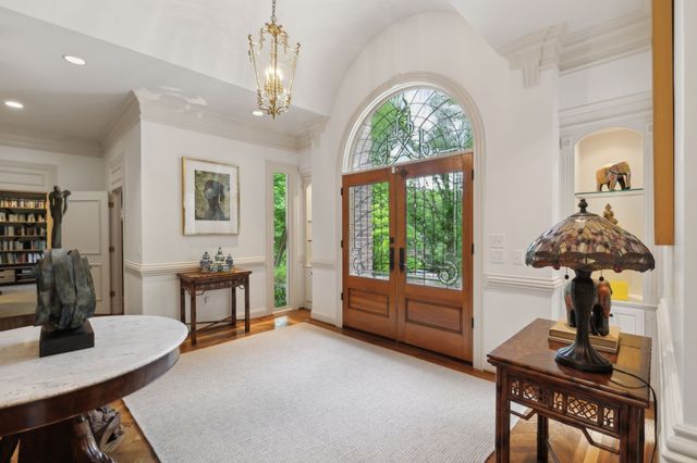 915 Calloway Dr, Brentwood, TN 37027