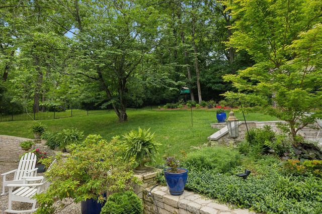 915 Calloway Dr, Brentwood, TN 37027